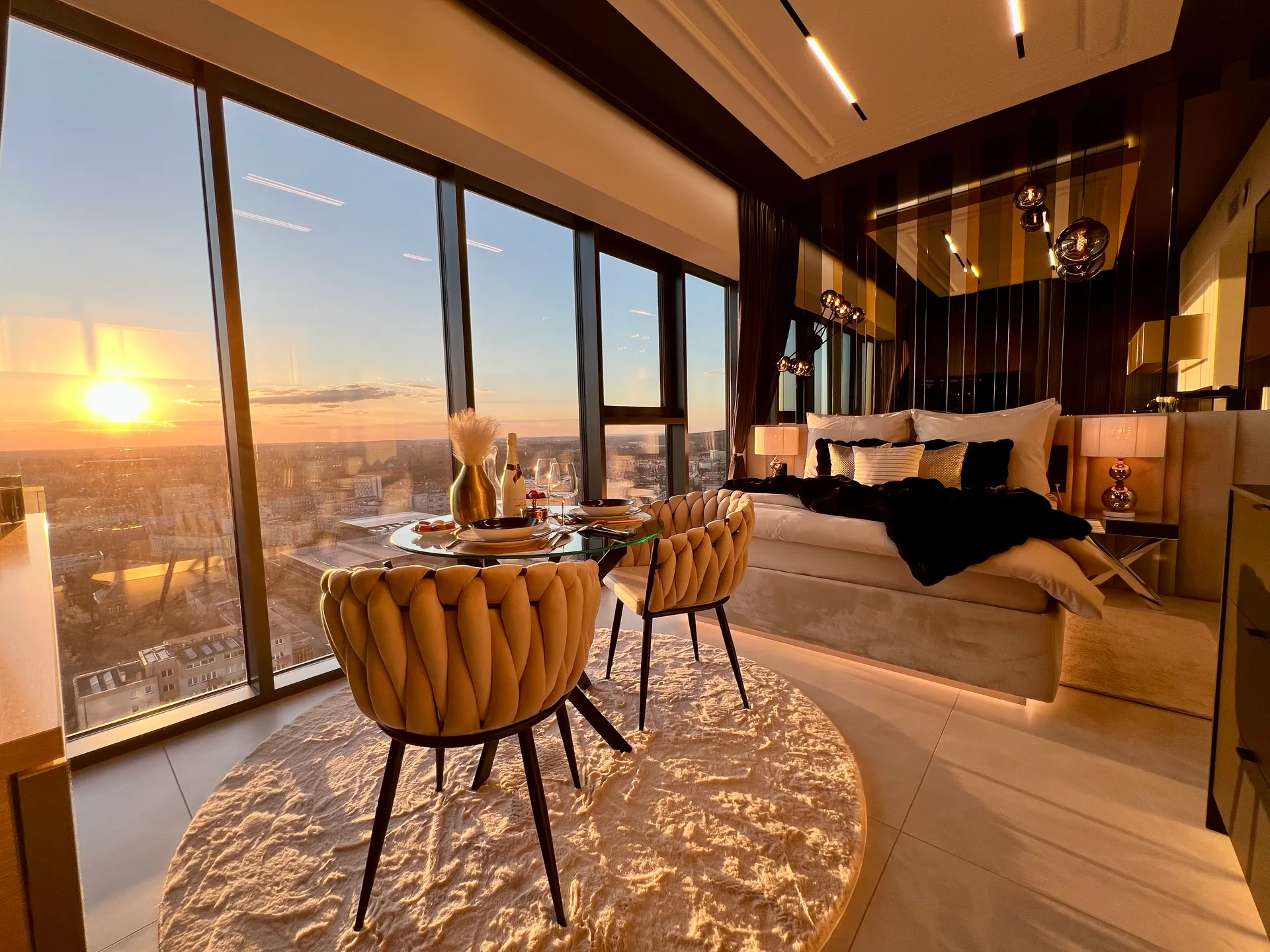 Sky Suite 22 in Hanza Tower — Luxury Experience High Above Szczecin